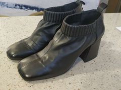 -莱靓奢侈品洗护改衣店(新世界百货崇文店)