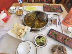 -田村·酸汤鲜牦牛肉火锅(布达拉宫广场店)