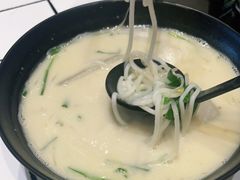 -肥汁米蘭香港米线(长宁来福士店)