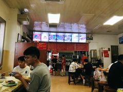 -香辉食馆(新兴路店)