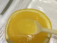 -志龙皇冠吃货椰子铺