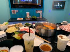 -唯爱KTV聚会餐厅(仙林东城汇店)