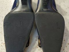 -莱靓奢侈品洗护改衣店(新世界百货崇文店)