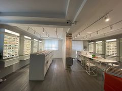 -目艮眼镜SHOWROOM(品牌集合店)