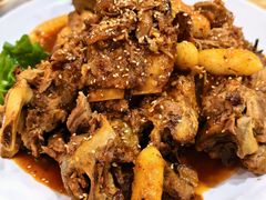 -喇喇排骨火锅·传统韩式脊骨汤(望京西园总店)