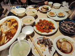 -小船渔村•大连菜•大连焖鱼(黄河路店)