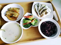 -苏州雏渐肥月嫂