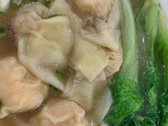 鲜虾云吞面-明园茶餐厅(沙头角店)