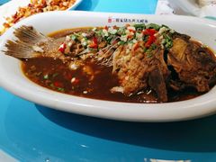 二姐烧水库大鲤鱼-二姐家三个拿手菜·北塘海鲜·大馅锅贴王(成林道店)