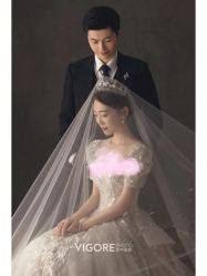 -雪中彩影婚纱摄影·微光艺术中心