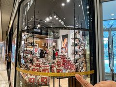 -Laderach 莱德拉(上海环贸iapm店)