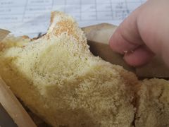 香蕉味奶油面包-巴黎贝甜(国贸店)