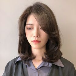 -苑苑发型设计