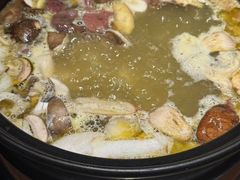 -一朵菌·野生菌探索家火锅(南亚店)