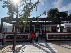 -百年港湾奥特莱斯(香炉礁店)