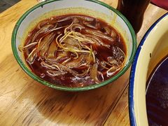 -拈签一笑黄牛肉辣卤串串