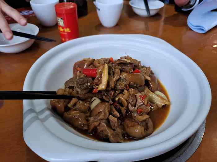 佳尝便饭(月湖店)-"家里有几次小聚餐在这里吃的.店面生意很.