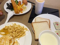 -盛元盛居传统炭火锅(绿园店)