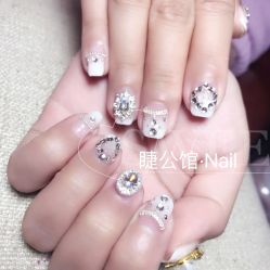 -睫乐园•睫公馆•美睫美甲沙龙