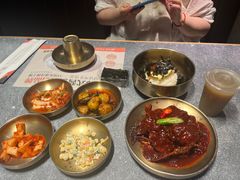 -草家酱蟹炭火烤肉店(珲春南路二店)