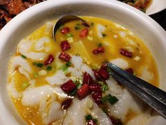 老坛酸菜巴沙鱼-缪氏川菜(深圳北站缤果空间店)