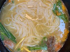 -银米·云南传统过桥米线(双廊黑金冠店)