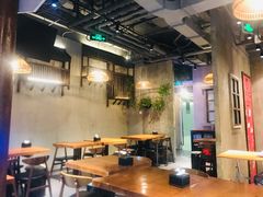 大堂-炉小二铜锅牛蛙•川湘菜(三里屯店)