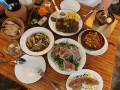 -羽深肉铺 Steak & Wine