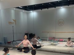 -艺熠舞蹈口才主持表演艺术中心(爱琴海校区)