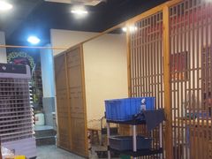 -懒猫鱼·稻田蛙·芋儿鸡火锅(成都东站店)