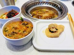 -龍歌自助小火锅(市北CBD万达店)