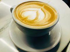 海盐榛果拿铁-研途咖啡馆(健康路店)