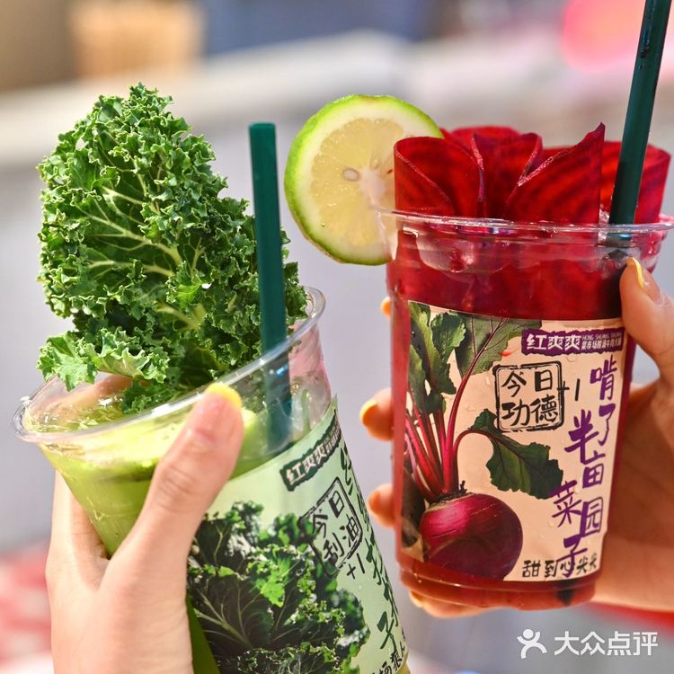 遵义心中第一牛逼好吃的酸汤牛肉火锅。。。 