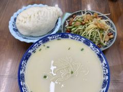 -雪琴面馆富安特色鱼汤面(城中花园店)