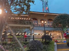 -楠柏弯休闲山庄(梨花溪店)