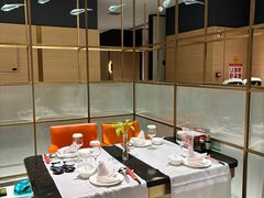 -红鼎豆捞·非遗鲍皇汤火锅(宝丰路店)