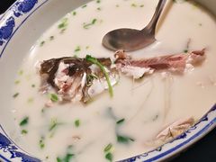 -南京金牛湖巨碗鱼头