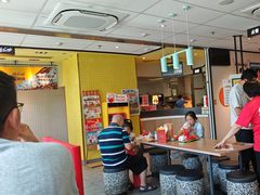 -麦当劳(普陀香溢花城店)