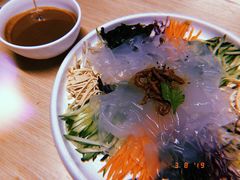 -关东小磨东北菜(上海长风大悦城店)