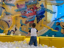 -乐多星球潮玩中心(沈阳嘉里城店)