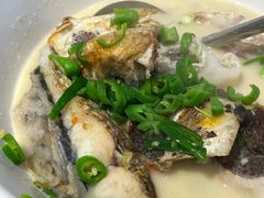 青椒焖鱼块-衡东土菜馆(天际绿洲店)