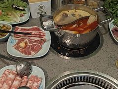 -金滏山烤肉·海鲜·火锅自助餐厅(襄阳万达店)