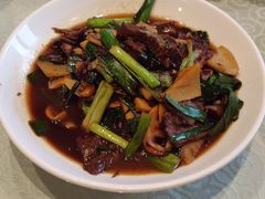 大蒜炒素鸡-四季春