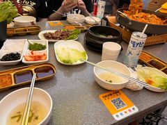 -豚妈妈汤饭·部队锅(南京东路店)