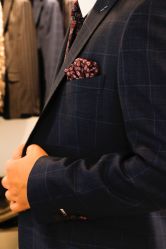 点击看大图 -优刻西服西装定制(金轮国际广场店)