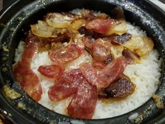 腊味煲仔-泓炙颐凤鲜海鲜火锅料理(桐乡店)