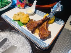 -江上荟·创意中国菜(绿地缤纷城店)