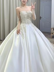 -欣薇婚纱(新源乐汇城店)