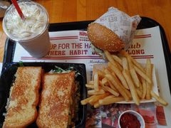-The Habit Burger Grill 哈比特汉堡(复兴soho店)