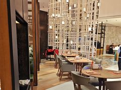 -松咖啡自助餐厅·松北香格里拉